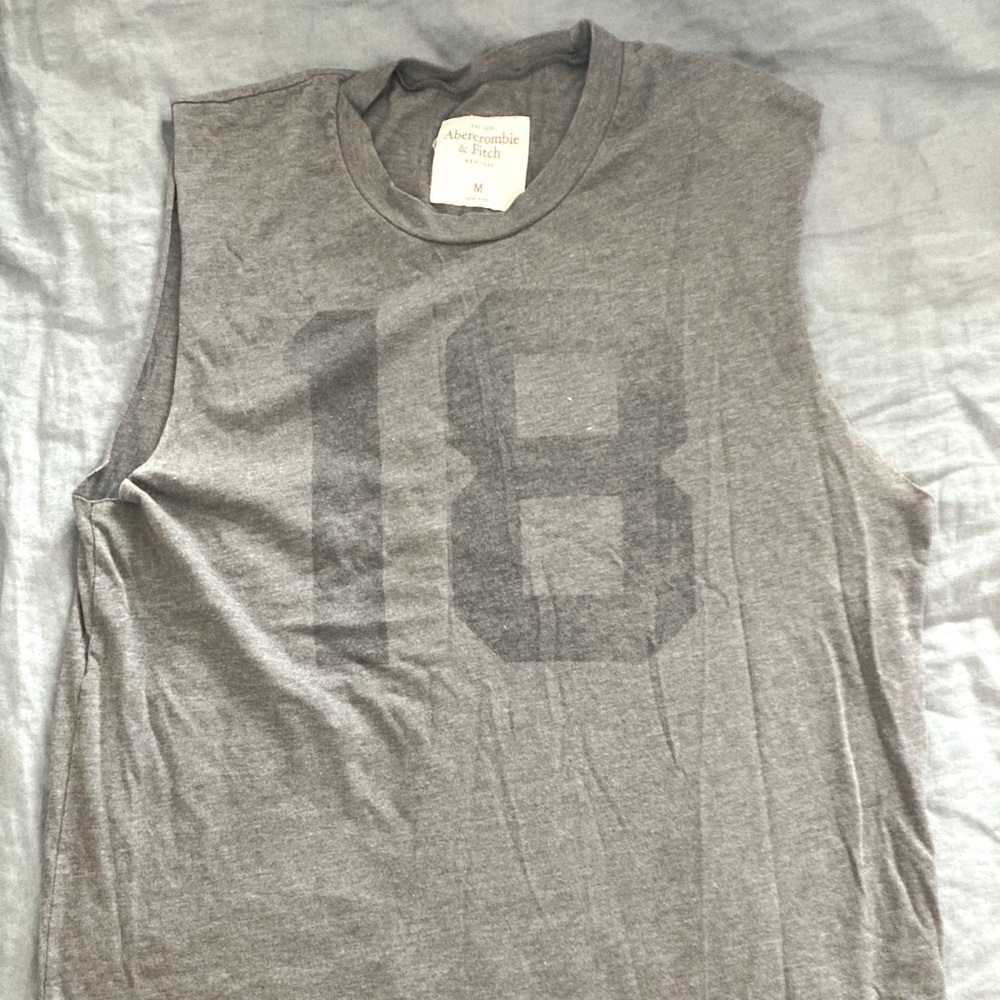 Abercrombie & Fitch Men’s Vintage Sleeveless Muscle Tee Size Medium